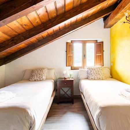 Casa De Pueblo Las Golondrinas De Luena San Miguel de Luena エクステリア 写真