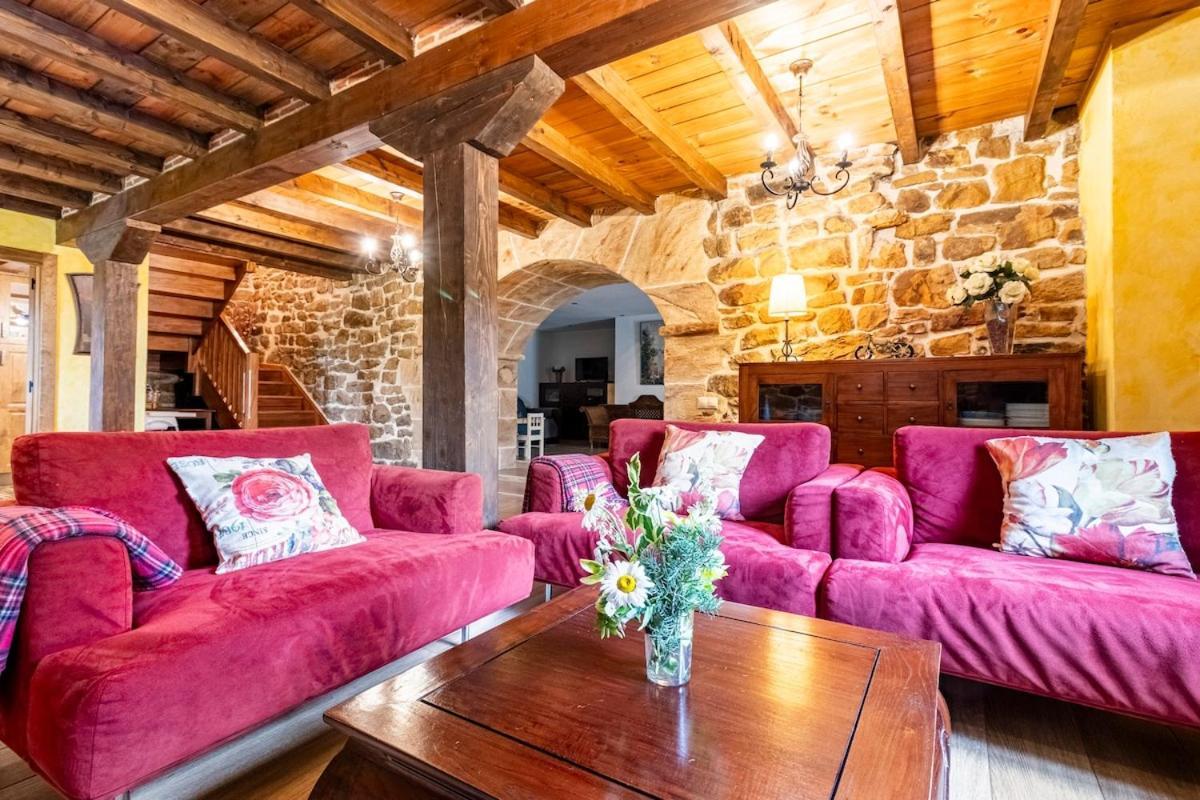 Casa De Pueblo Las Golondrinas De Luena San Miguel de Luena エクステリア 写真