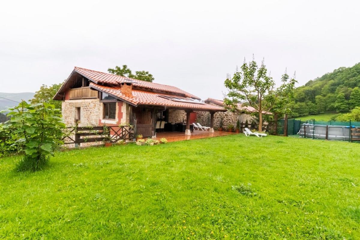 Casa De Pueblo Las Golondrinas De Luena San Miguel de Luena エクステリア 写真