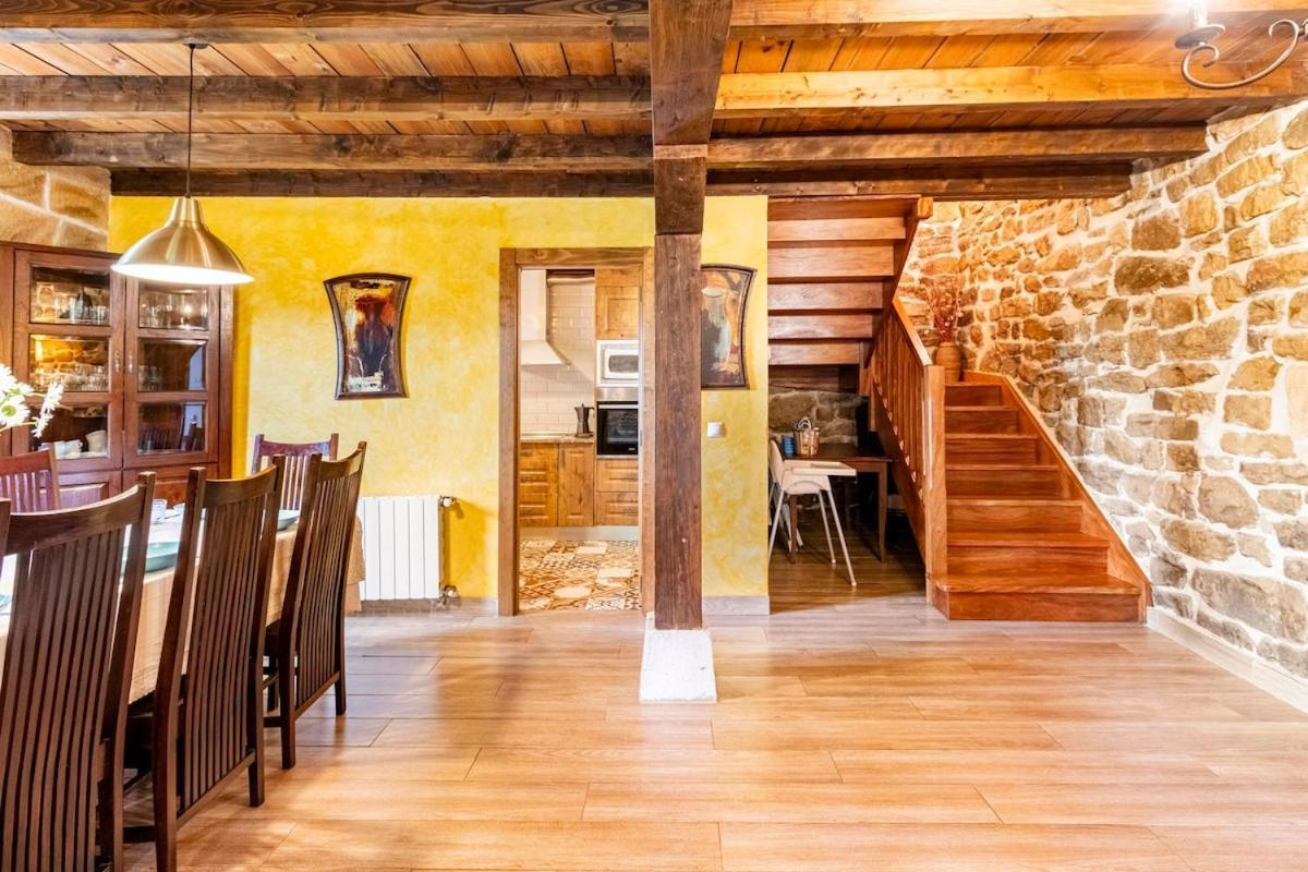 Casa De Pueblo Las Golondrinas De Luena San Miguel de Luena エクステリア 写真